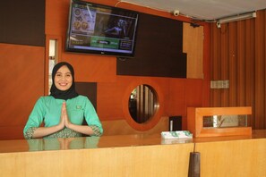 Lobby - Hotel Grand Karawang Indah (Karawang)