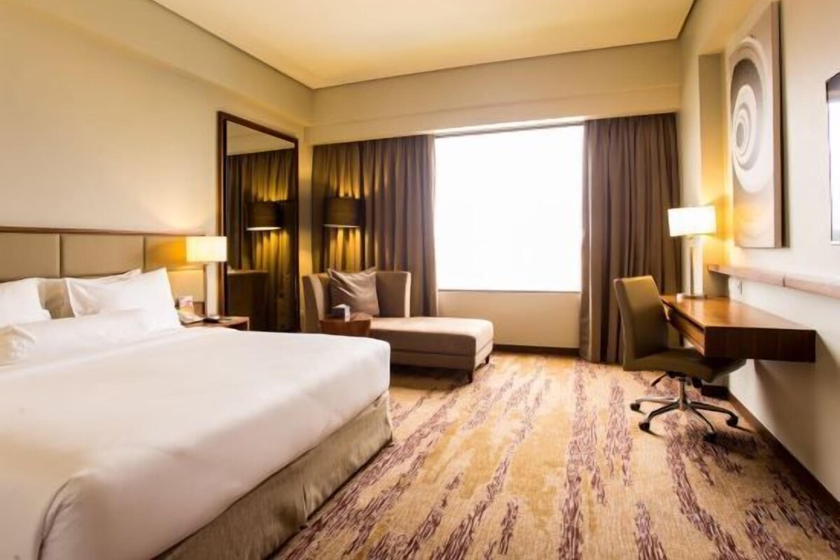 Minibar, in-room safe, desk, blackout drapes