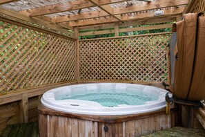 Bañera de hidromasaje exterior