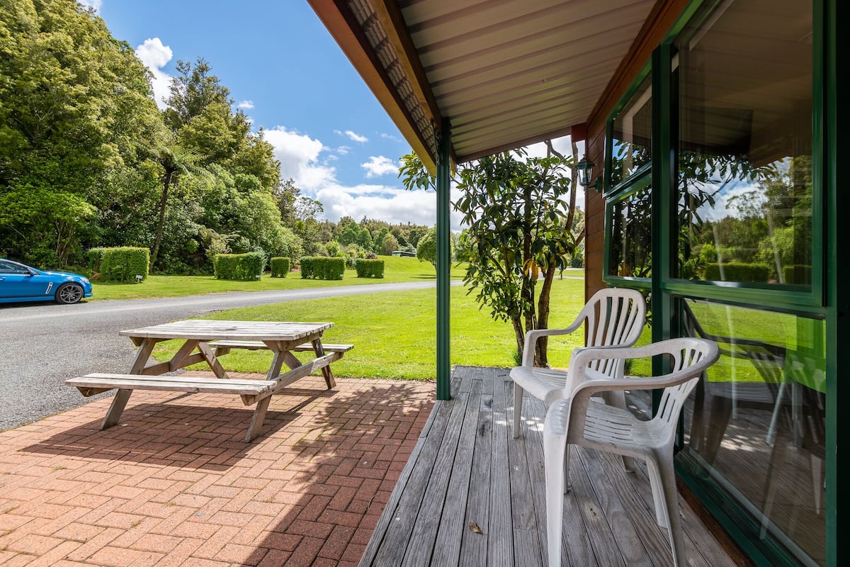 Cabin, Kitchenette