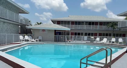 Garden Inn Homestead