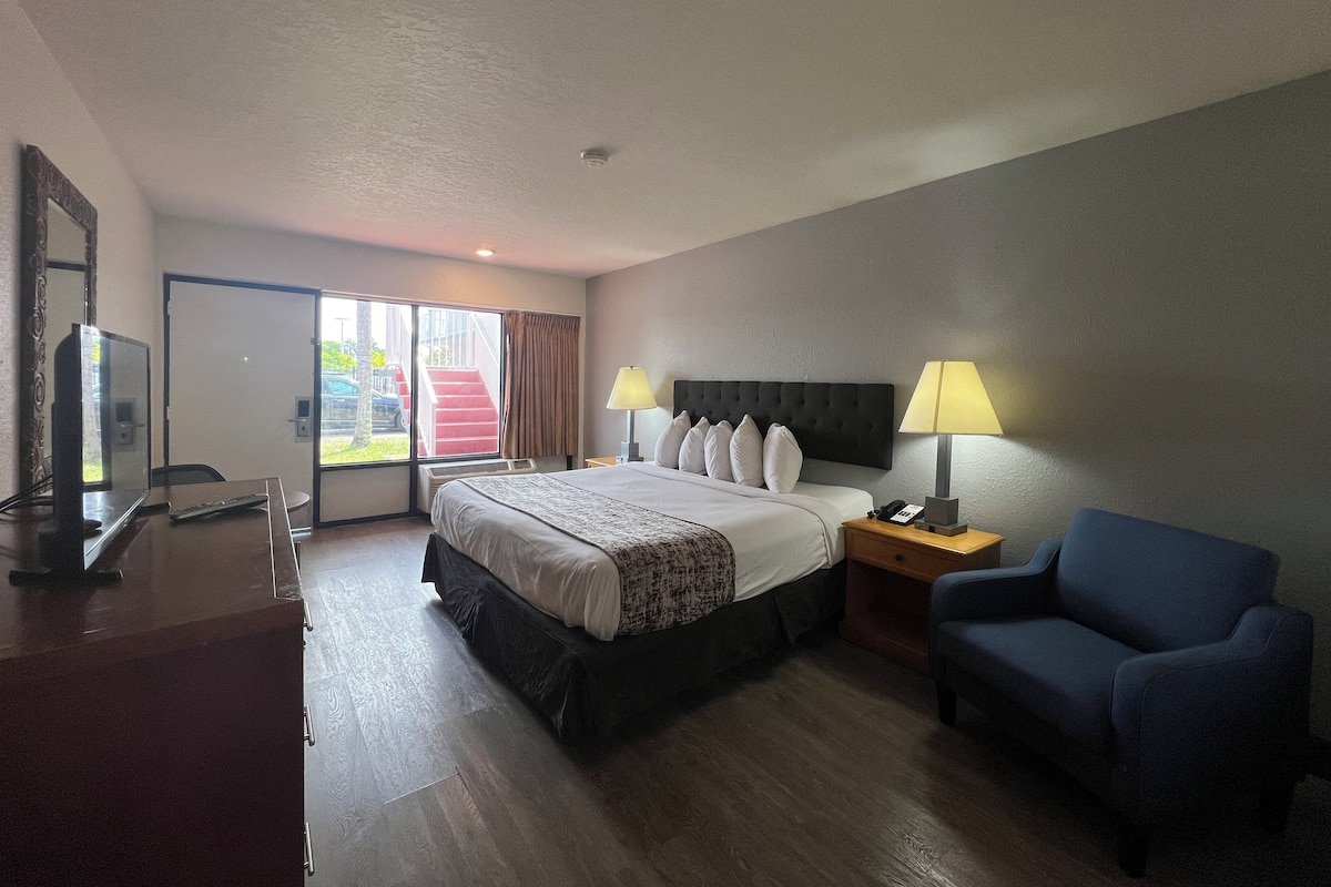 Traditional-Zimmer, 1 King-Bett, Nichtraucher