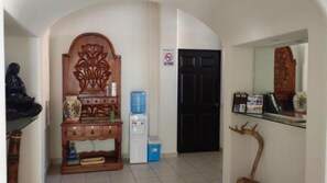 Reception - Posada Santa Clara (Santa María Huatulco)