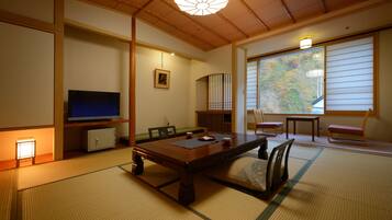 Japanese Style Room with 10 Tatami-mats, Main Building