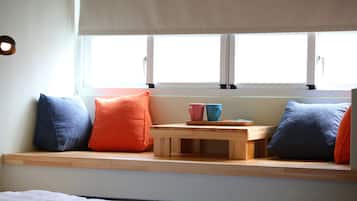 Double Room, 1 King Bed | Desk, blackout drapes, soundproofing, free WiFi