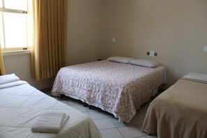 Room - Hotel Realminas (Governador Valadares)