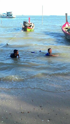 ด้านหน้าที่พัก