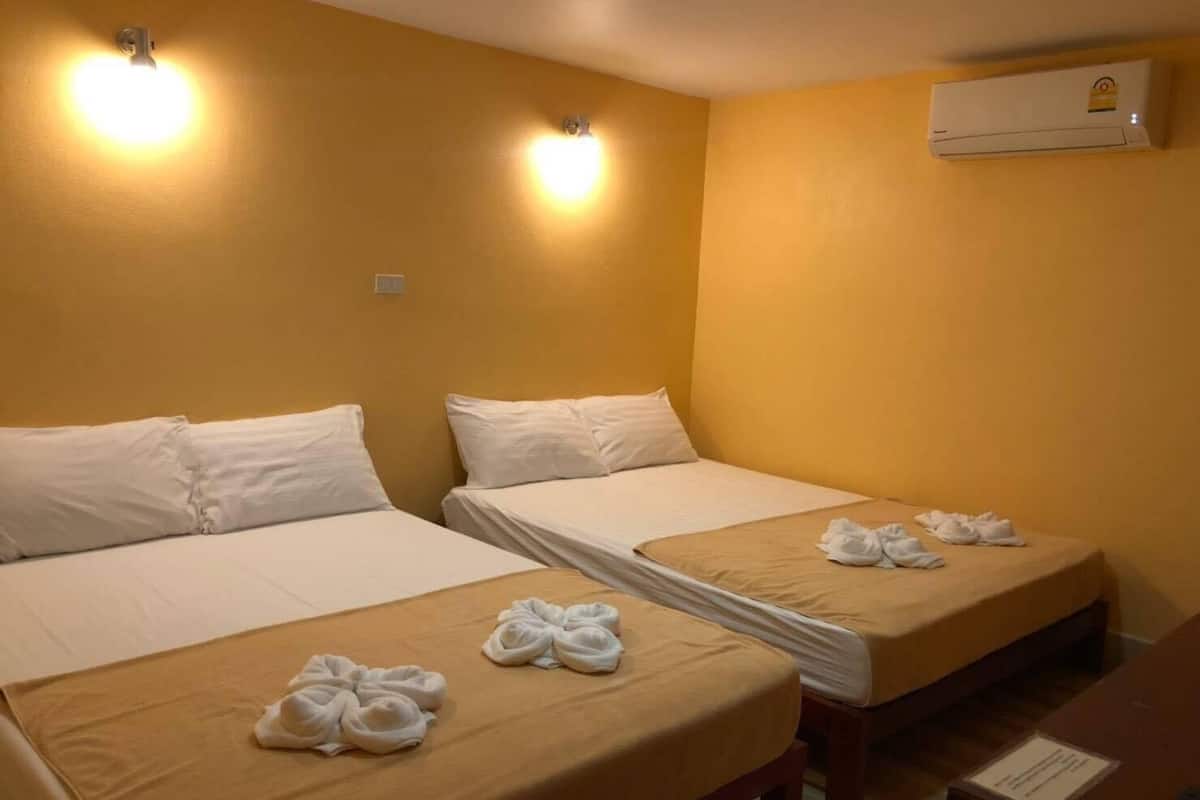 standard family room | free wifi