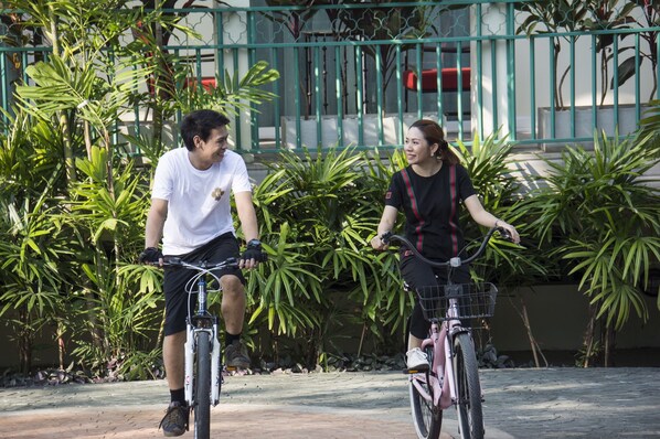 Bicycling - The Grand Morocc Hotel (Mae Rim)