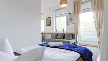 Studio, Balcony | Iron/ironing board, free cribs/infant beds, rollaway beds, free WiFi