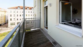 Estúdio, sacada | Sacada