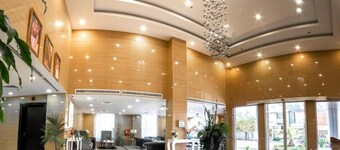 Golden Garden Al Corniche Hotel
