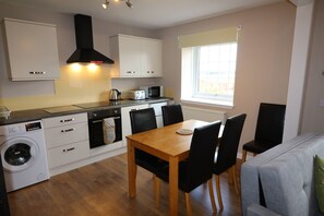 Apartamento, suíte (Self Catering ) | Cozinha privada