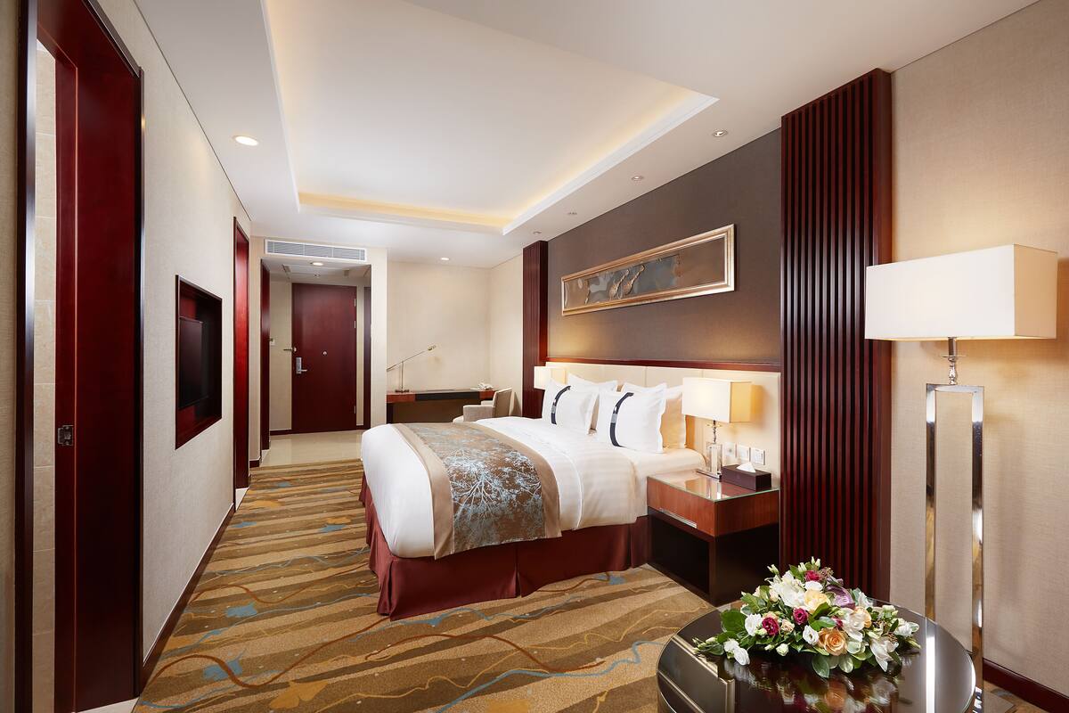 Phòng đôi Business | 1 phòng ngủ, bộ đồ giường cao cấp, minibar, két bảo mật tại phòng