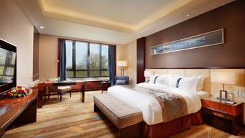 Kamar Double Deluks | 1 kamar tidur, seprai premium, minibar, dan brankas