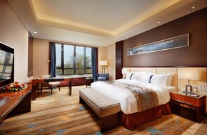 Phòng đôi Deluxe | 1 phòng ngủ, bộ đồ giường cao cấp, minibar, két bảo mật tại phòng 