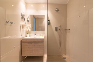 Deluxe Studio, City View (Without Balcony) | Bathroom | Eco-friendly toiletries, hair dryer, bathrobes, slippers - Orpheus Studios (Kos)