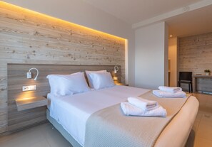 Deluxe Studio, City View (Without Balcony) - Orpheus Studios (Kos)