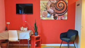 Comfort Double or Twin Room | Minibar, in-room safe, desk, blackout drapes