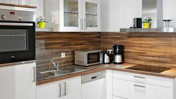 Suite | Eigene Küche | Kühlschrank, Mikrowelle, Ofen, Herdplatte