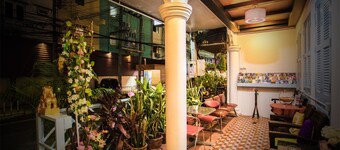 Patong Sino House
