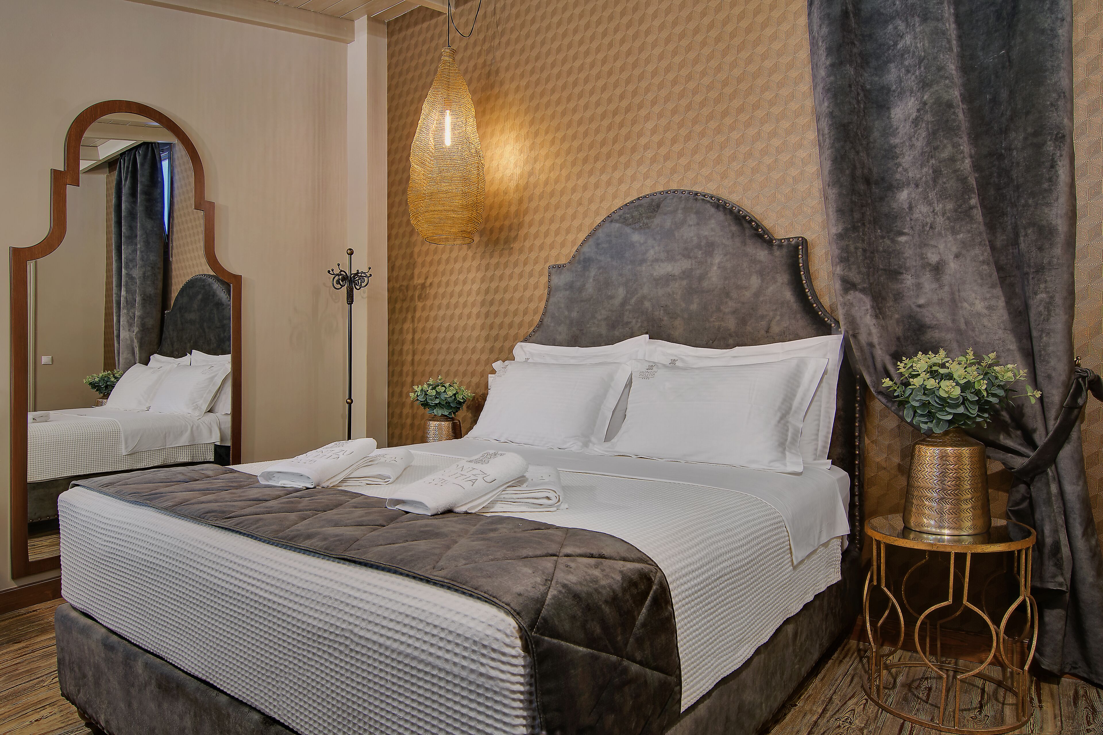 double room | premium bedding, minibar, in-room safe, soundproofing