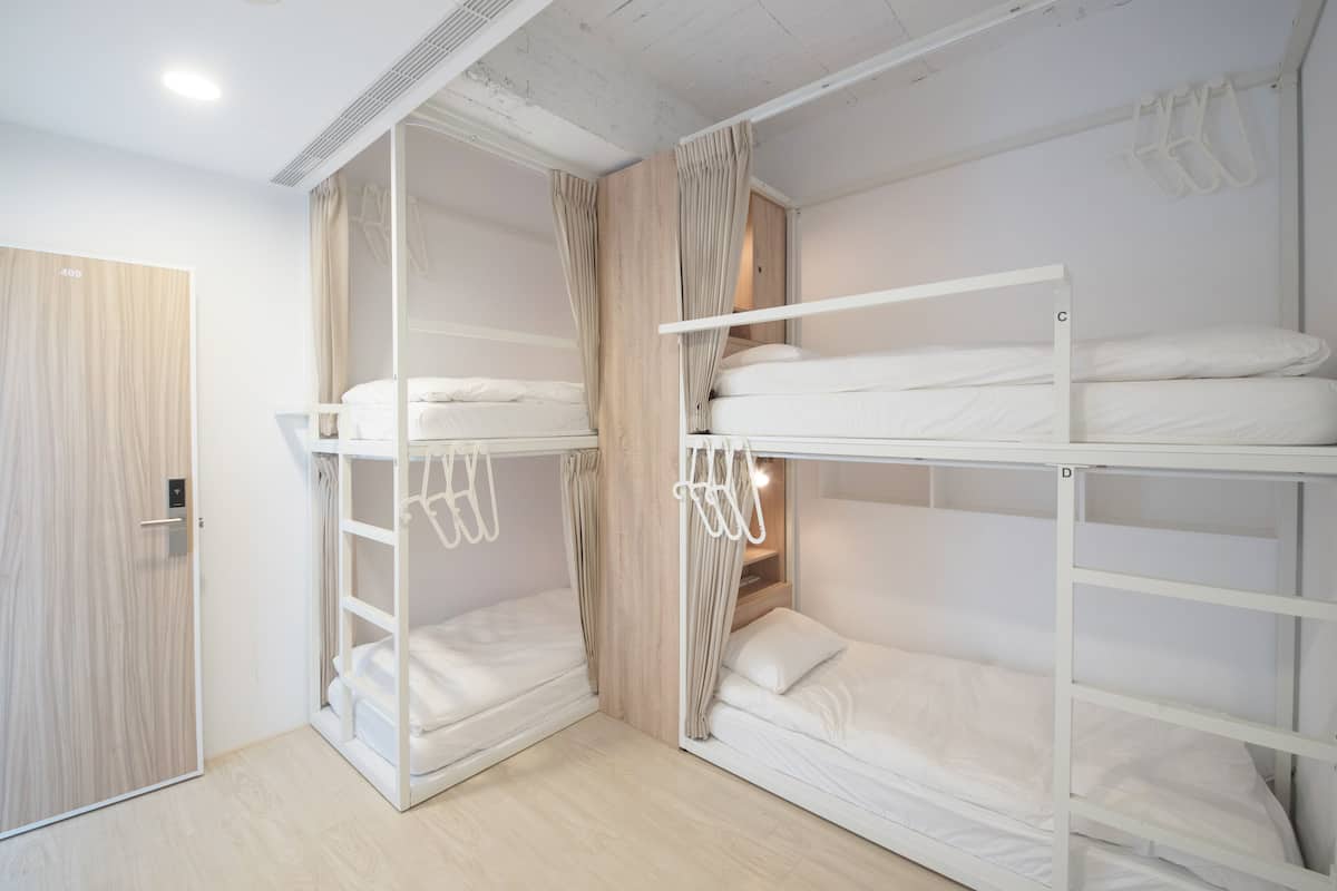 Chambres insonorisées, Wi-Fi gratuit, draps fournis