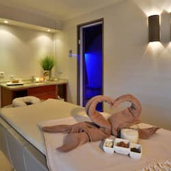 Sauna, Turkish bath/hammam, body treatments, hot stone massages