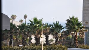 Unclassified image, 3 of 7, button - Studio Masaryk Apartment (Bat Yam)