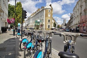 Fitness facility - The Beverley Hotel (London)