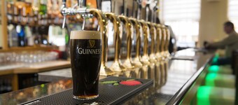 奇洛莫瑞阿姆斯飯店