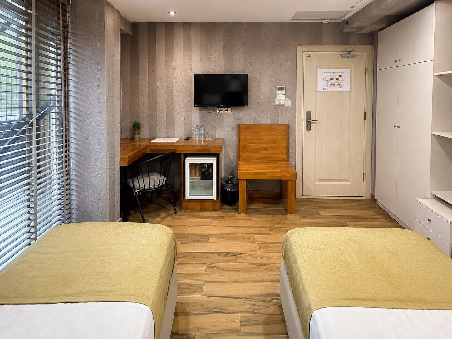 Comfort Twin Room | Premium bedding, minibar, in-room safe, desk