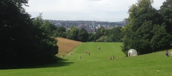 The Beeches - Serviced Duplex Apartment