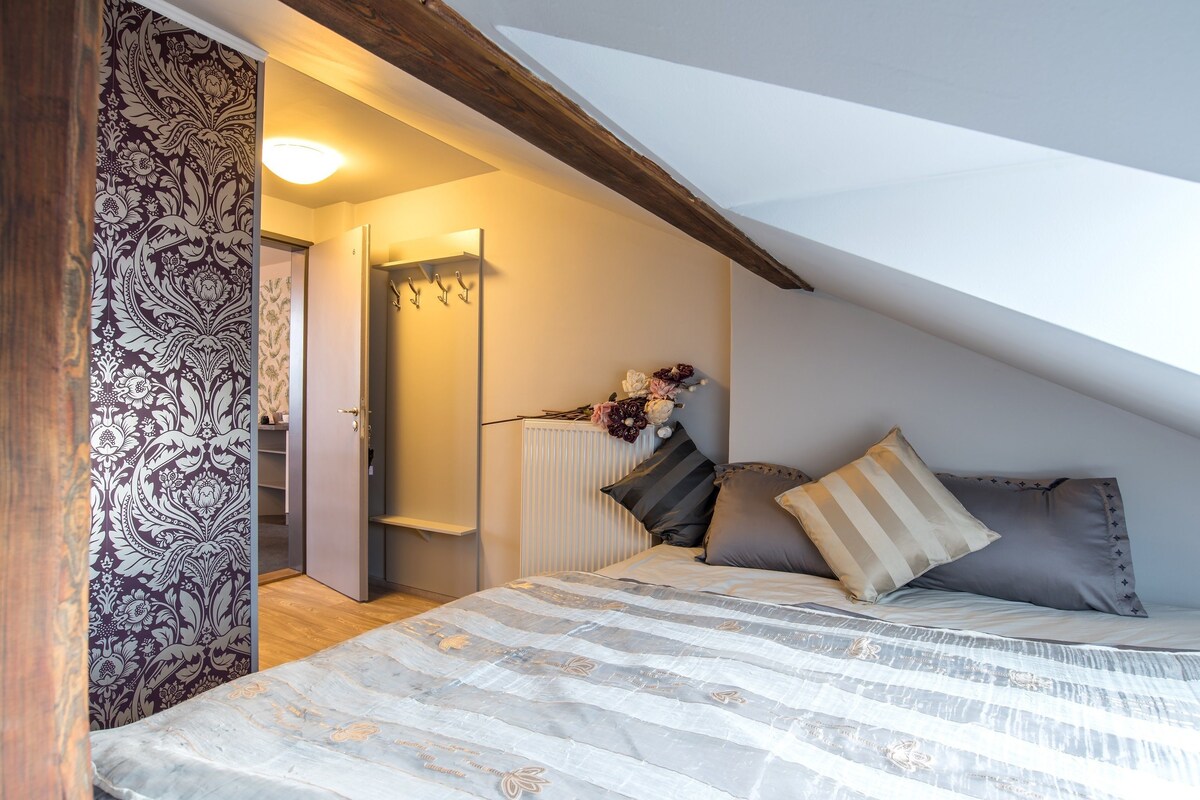 Deluxe Room (Room #6)