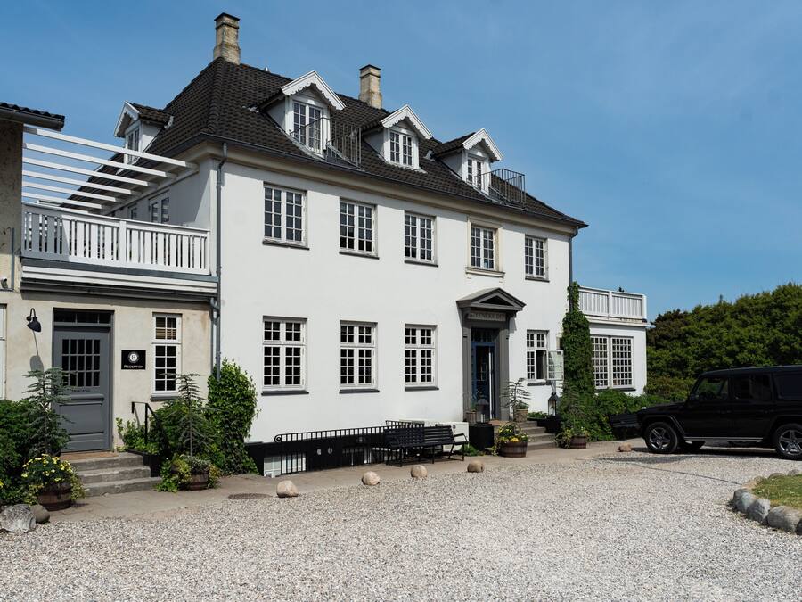 Standard Double Room Seaview | SÀngtillbehör av högsta kvalitet, skrivbord, gratis wi-fi och sÀngklÀder