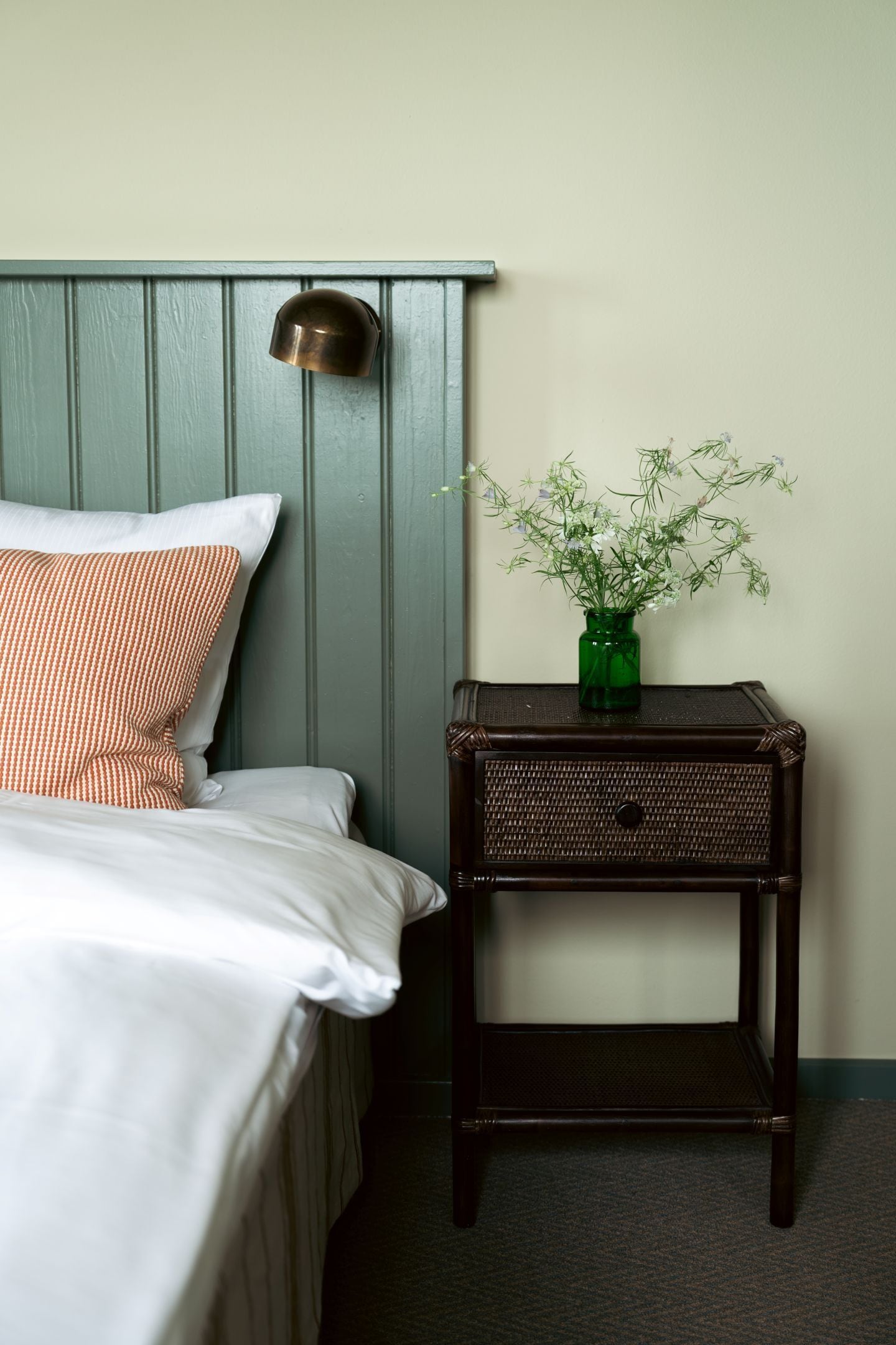 Premium bedding, desk, free WiFi, bed sheets