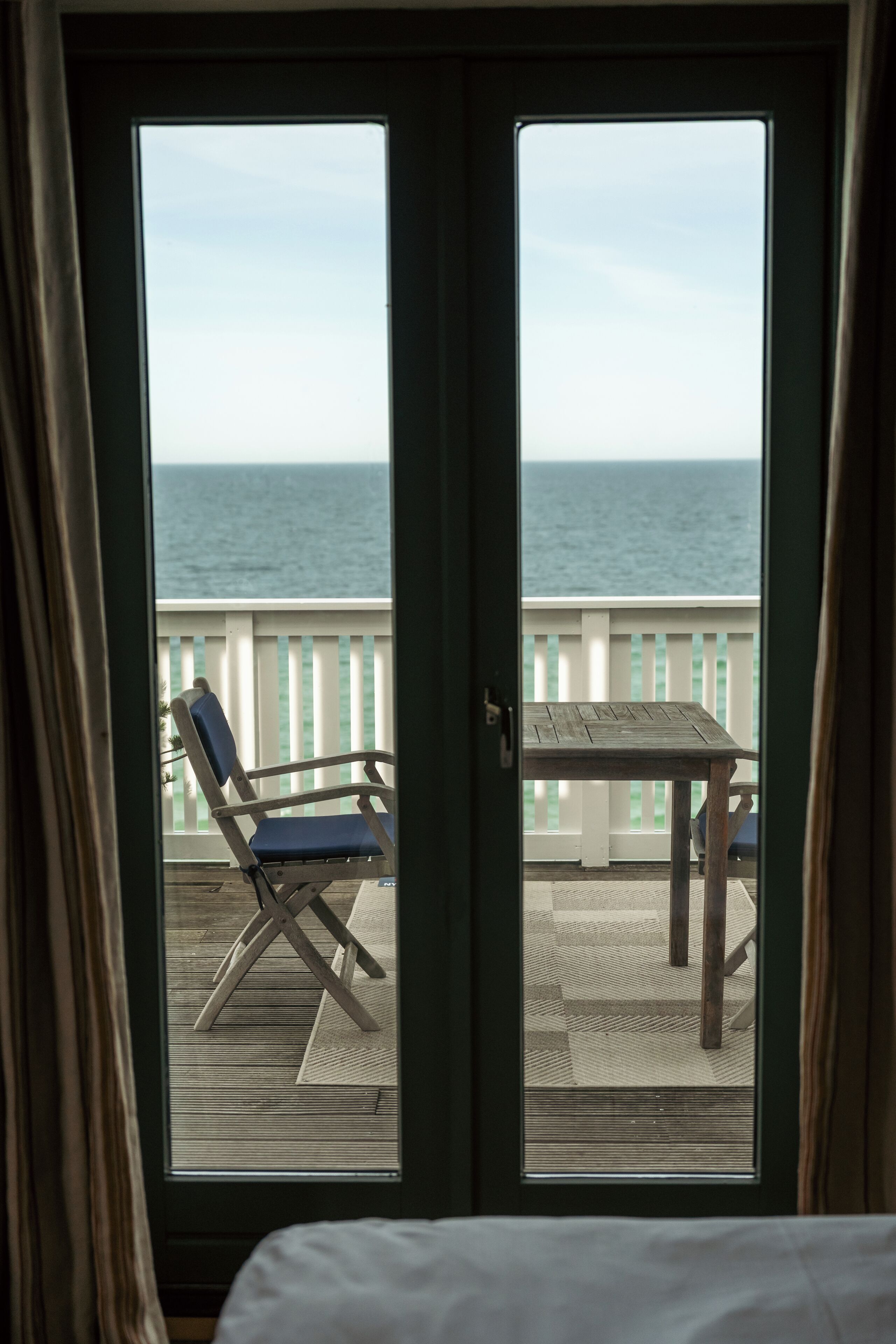 Premium bedding, desk, free WiFi, bed sheets