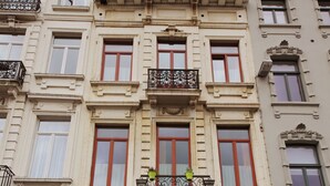 Front of property - Le Lys d'Or (Brussels)