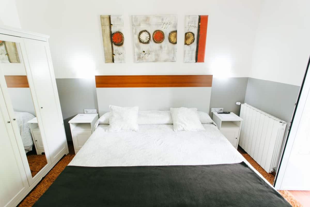 Double or Twin Room (Interior) | Desk, blackout drapes, soundproofing, free cribs/infant beds