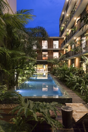 Outdoor pool, sun loungers