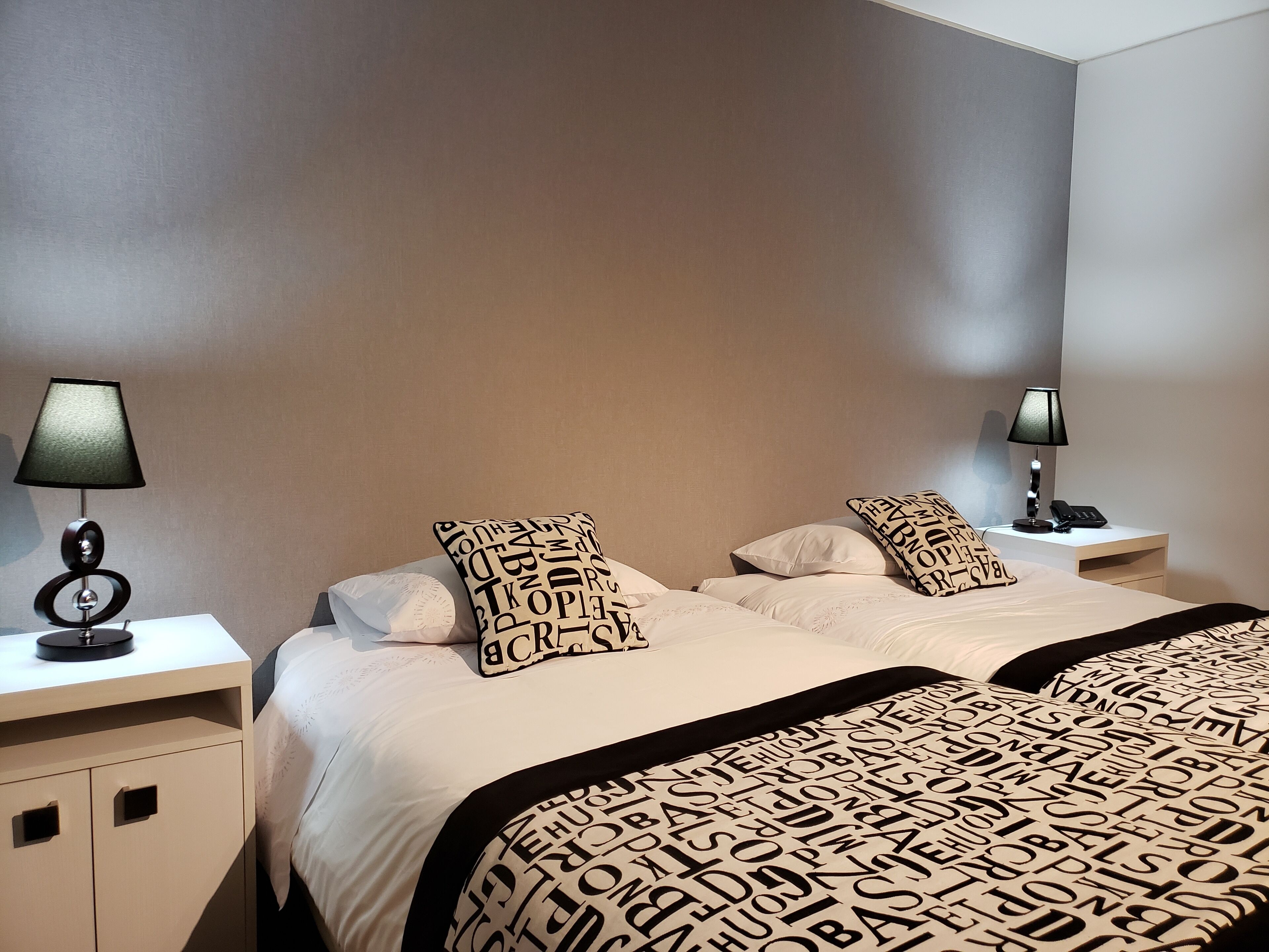 standard twin room | premium bedding, minibar, in-room safe, individually decorated