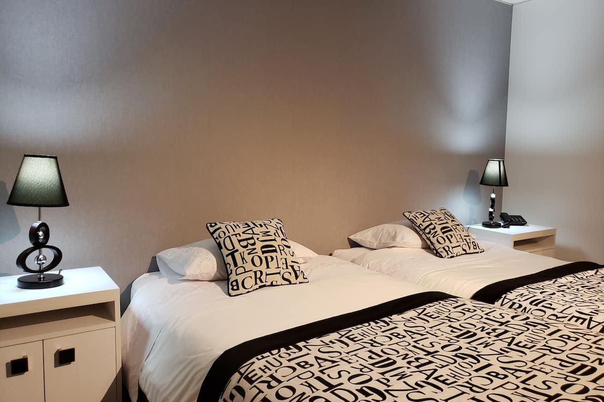 standard twin room | premium bedding, minibar, in-room safe, individually decorated