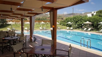 Piscina stagionale all'aperto