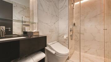 Shower, free toiletries, hair dryer, towels