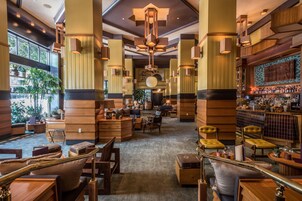 2 bars/lounges, rooftop bar, lobby lounge