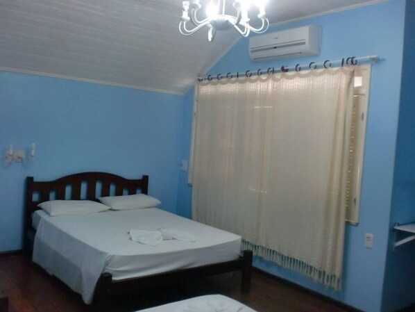 Room - Hotel Pousada Colonial (São Luís)