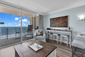 Classic Condo, 1 Bedroom, Beach View, Beachfront | Living room | 42-inch flat-screen TV with cable channels, TV