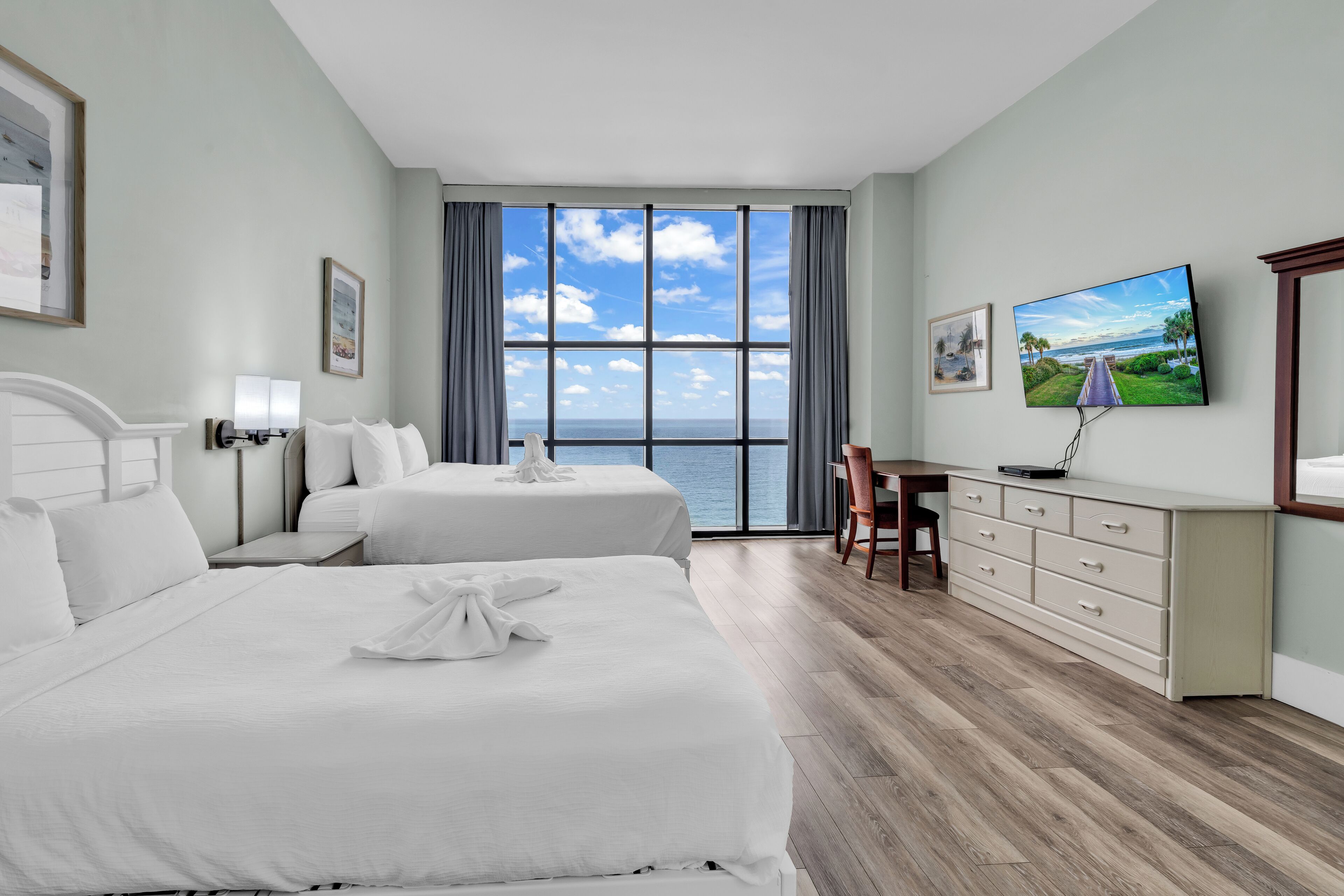 Family Penthouse, 2 Bedrooms, Balcony, Beachside | Iron/ironing board, free WiFi, individually decorated
