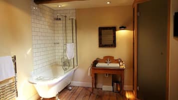 Double Room, Ensuite (King) | Bathroom
