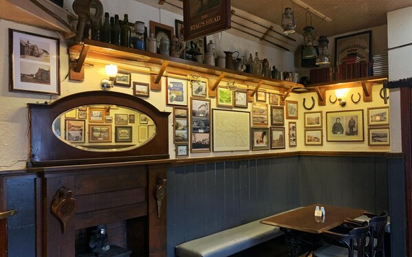 Bar (en el alojamiento)